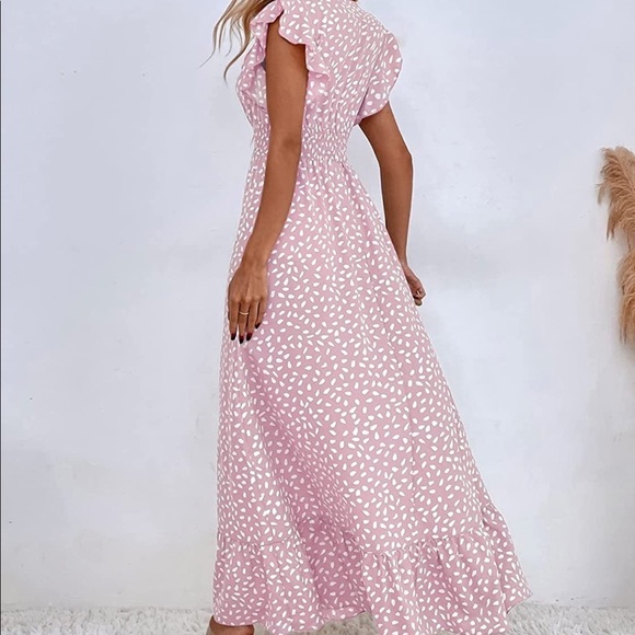 Allover Print Shirred Ruffle A Line Maxi Dress Cap Sleeve Wrap V Neck Dress EUC - Picture 4 of 5